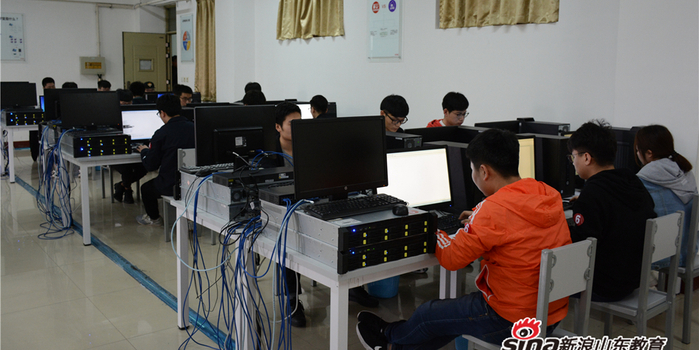 云端競(jìng)技，筑夢(mèng)未來——2018省職業(yè)院校“云計(jì)算”技能大賽國(guó)賽選拔賽在濟(jì)寧職業(yè)技術(shù)學(xué)院舉行